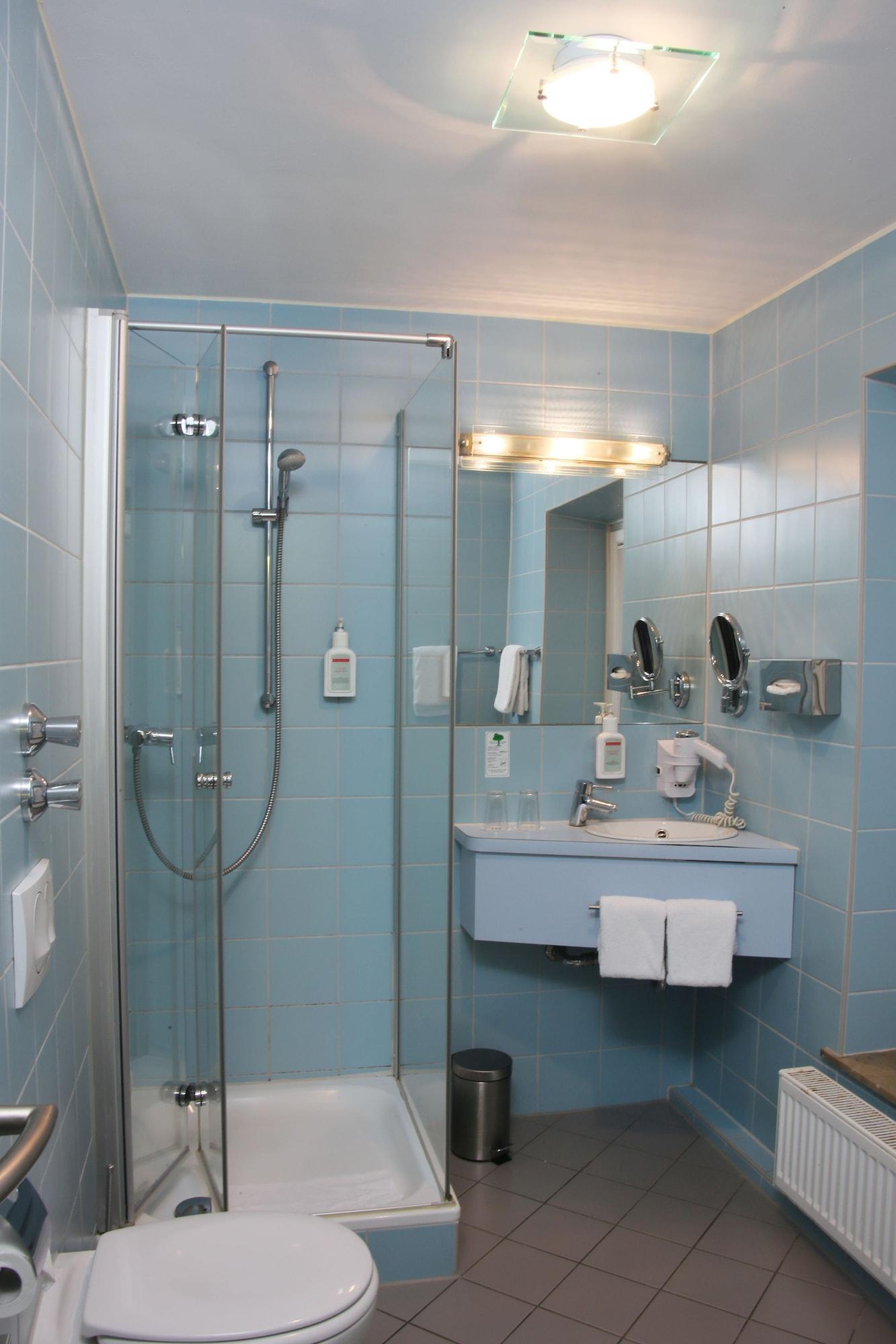 Helvetia Center 3* Munich
